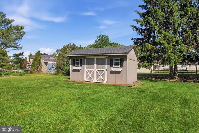 1545 TENNIS CIR, Lansdale, PA 19446