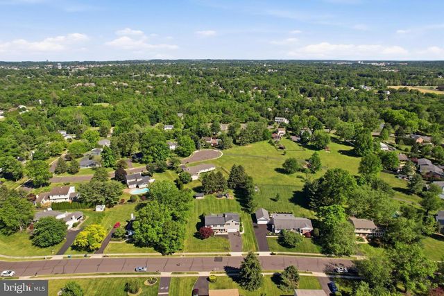 1545 TENNIS CIR, Lansdale, PA 19446