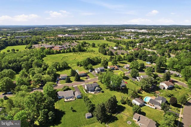 1545 TENNIS CIR, Lansdale, PA 19446