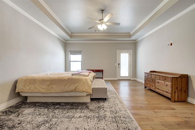 10812 NW 95th Street, Yukon, OK 73099