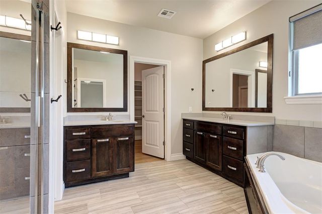 10812 NW 95th Street, Yukon, OK 73099