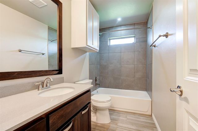 10812 NW 95th Street, Yukon, OK 73099