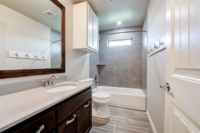 10812 NW 95th Street, Yukon, OK 73099
