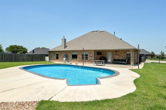 10812 NW 95th Street, Yukon, OK 73099
