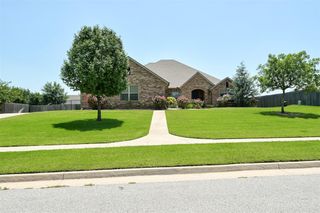 10812 NW 95th Street, Yukon, OK 73099