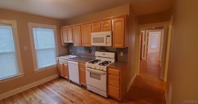 6 Meeker Avenue, Utica, NY 13502