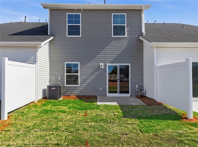 321 Lilac Loop, Greenwood, SC 29646
