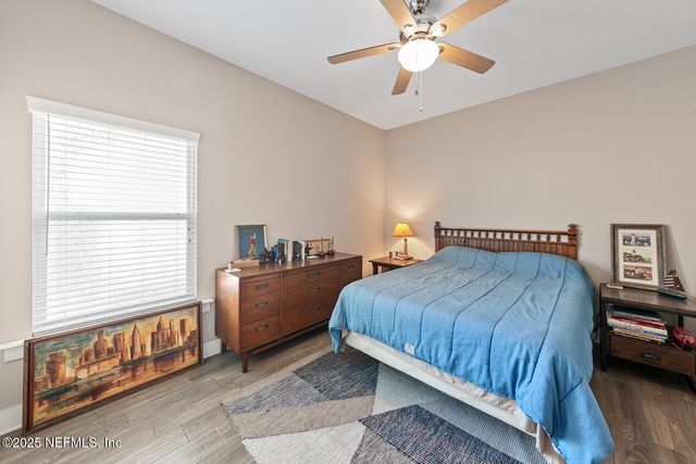 305 9TH Street N, Jacksonville Beach, FL 32250