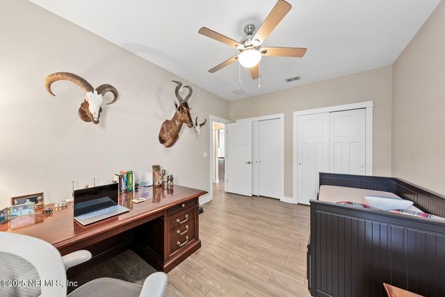 305 9TH Street N, Jacksonville Beach, FL 32250