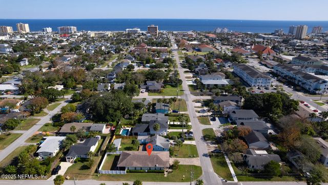 305 9TH Street N, Jacksonville Beach, FL 32250