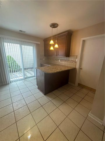 1832 Sydenham TRL, Virginia Beach, VA 23464