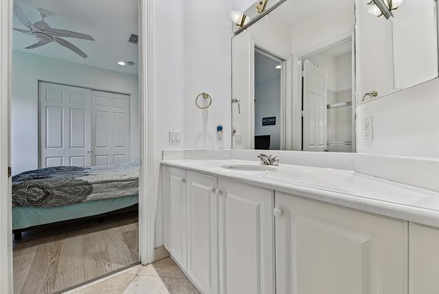 7233 NW 123rd Avenue, Parkland, FL 33076