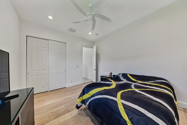 7233 NW 123rd Avenue, Parkland, FL 33076