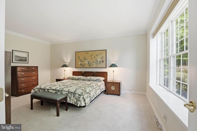 206 BANK BARN LN, Lancaster, PA 17602