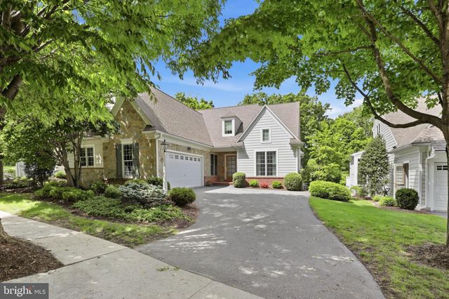 206 BANK BARN LN, Lancaster, PA 17602