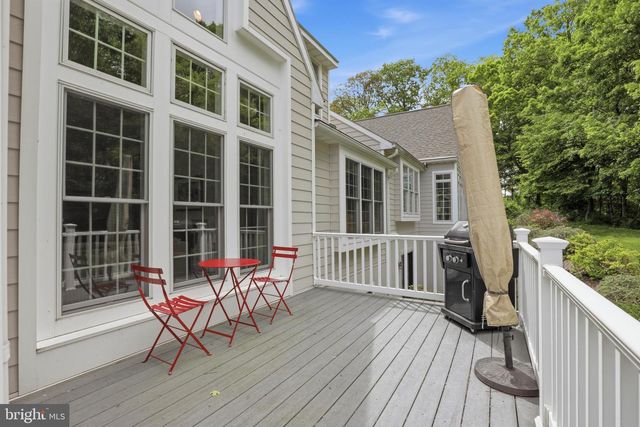 206 BANK BARN LN, Lancaster, PA 17602