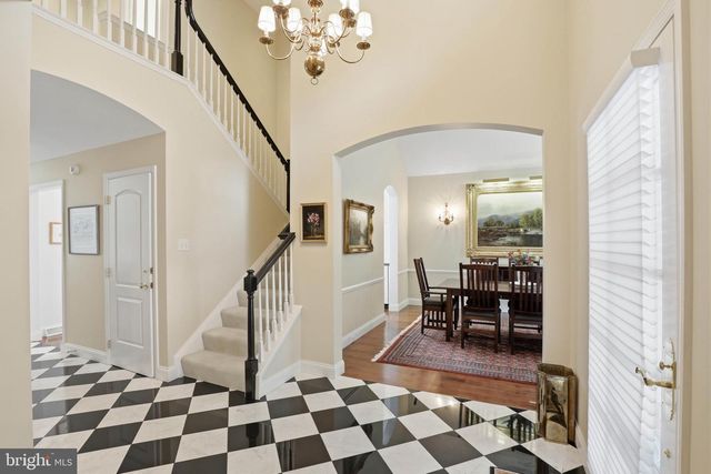 206 BANK BARN LN, Lancaster, PA 17602