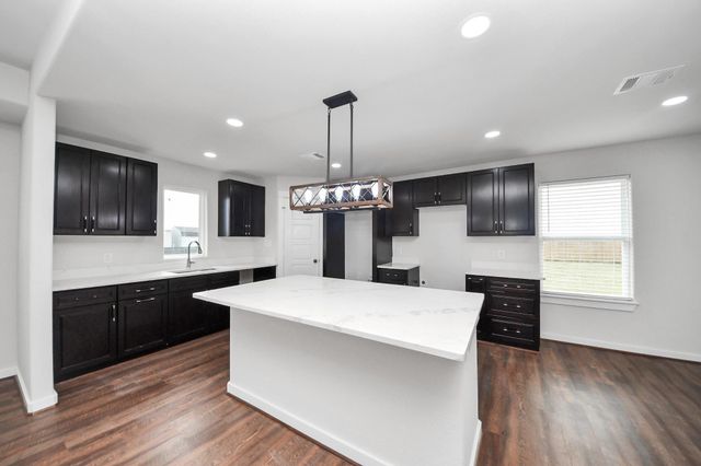 4180 Road 3550, Cleveland, TX 77327