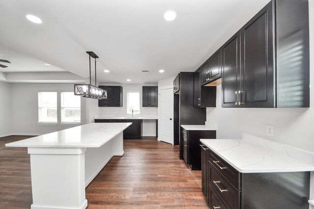 4180 Road 3550, Cleveland, TX 77327