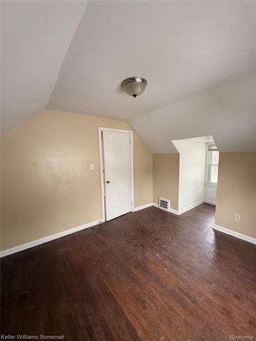 5530 Lodewyck Street, Detroit, MI 48224