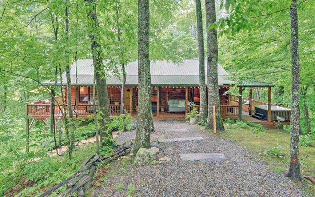 305 Junaluska Road 3 LOTS, Topton, NC 28781