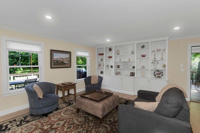 2 Deer Haven Drive, Williamsburg, MA 01039