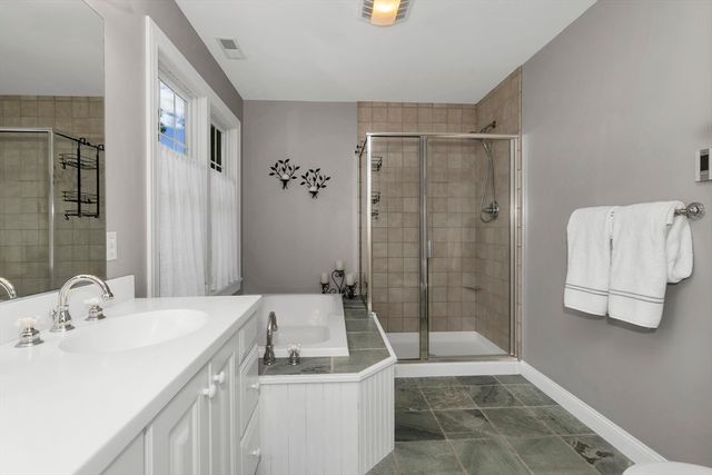 2 Deer Haven Drive, Williamsburg, MA 01039