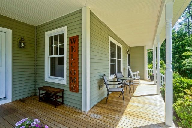 2 Deer Haven Drive, Williamsburg, MA 01039