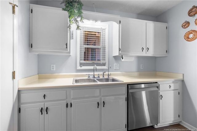 1236 Bromley Drive, Fayetteville, NC 28303