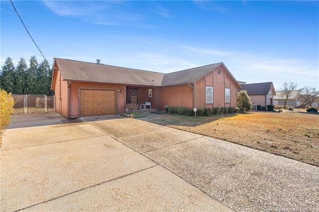 1236 Bromley Drive, Fayetteville, NC 28303