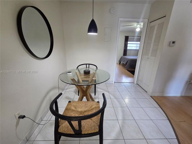 415 NE 2nd St 229, Hallandale Beach, FL 33009