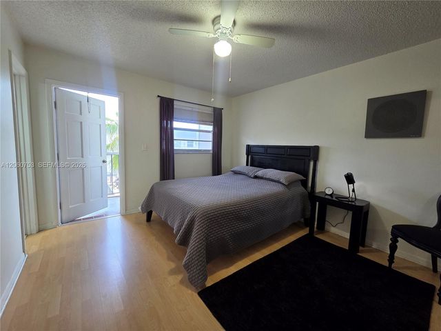 415 NE 2nd St 229, Hallandale Beach, FL 33009