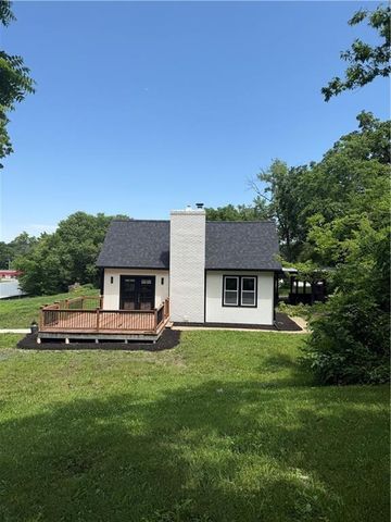 1106 College Hill Street, Pleasant Hill, MO 64080