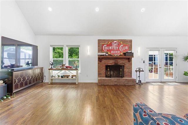 1106 College Hill Street, Pleasant Hill, MO 64080