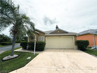 10744 Blue Bimini CIR, Estero, FL 33928