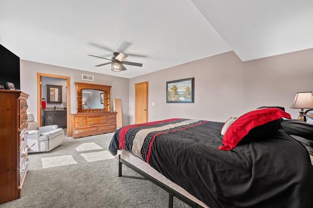 W1215 Jolly COURT, Ixonia, WI 53036