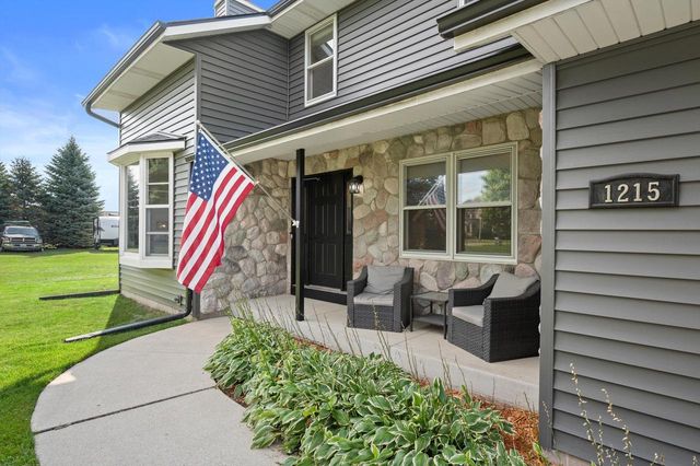 W1215 Jolly COURT, Ixonia, WI 53036