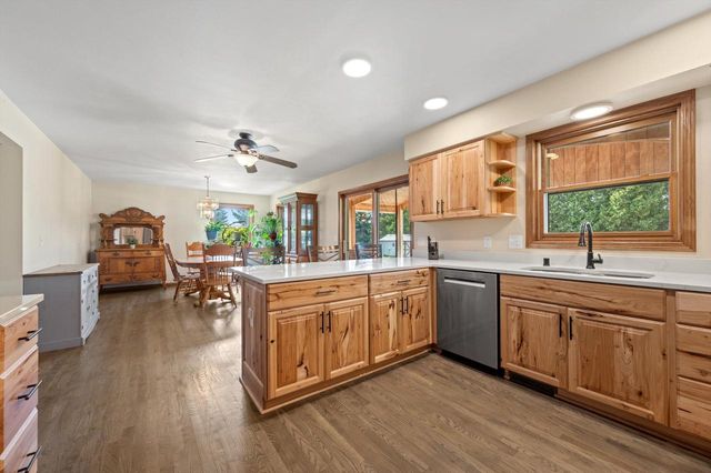 W1215 Jolly COURT, Ixonia, WI 53036