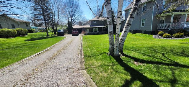 5 W Euclid Ave, Neshannock Twp, PA 16105