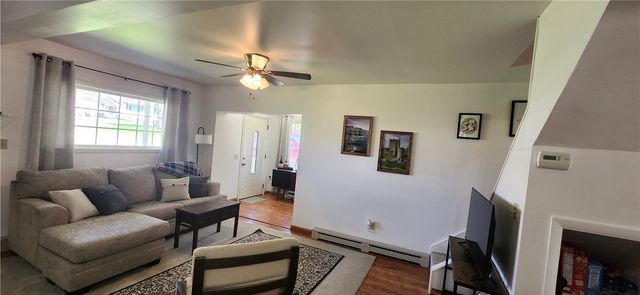 5 W Euclid Ave, Neshannock Twp, PA 16105