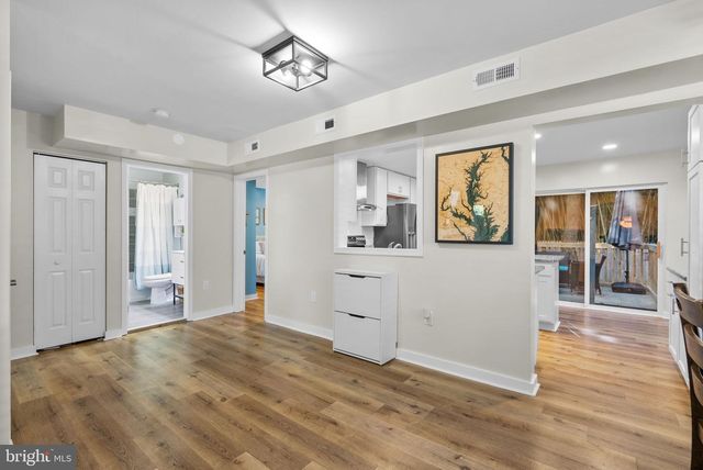 1020 HYDE PARK DR, Annapolis, MD 21403
