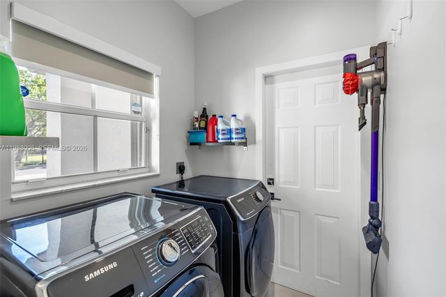 18820 SW 29th St, Miramar, FL 33029