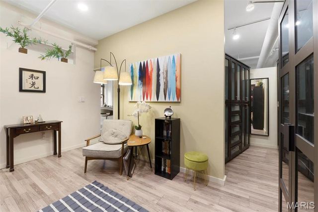 915 Olive Street 1011, St Louis, MO 63101