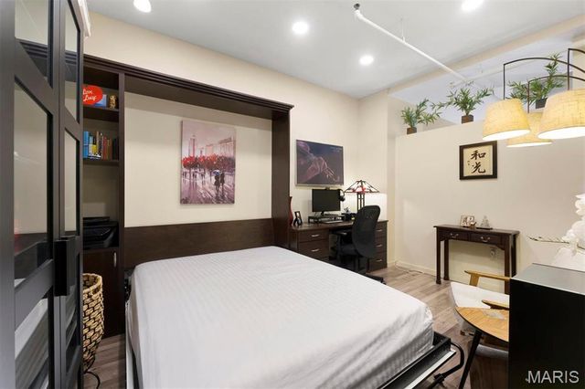 915 Olive Street 1011, St Louis, MO 63101