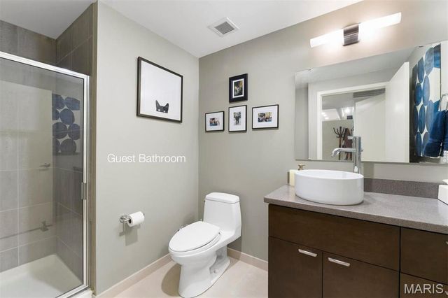 915 Olive Street 1011, St Louis, MO 63101