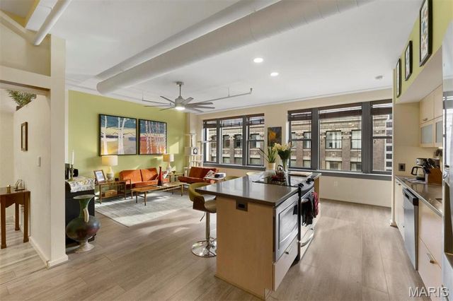 915 Olive Street 1011, St Louis, MO 63101