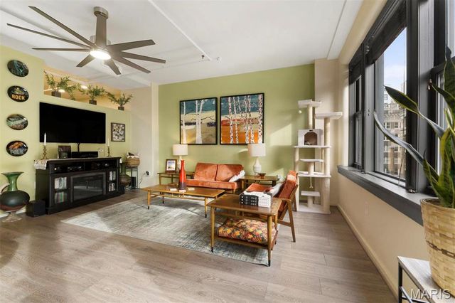 915 Olive Street 1011, St Louis, MO 63101