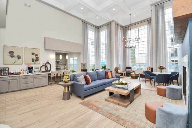 2222 Maroneal Street 0414, Houston, TX 77030