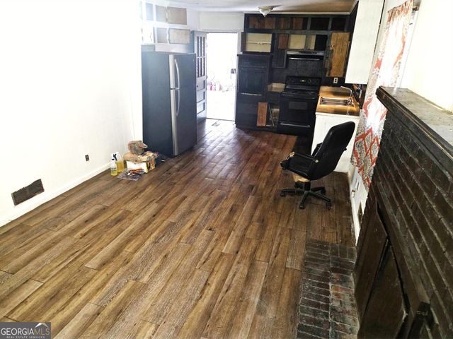 2921 Pine Valley Circle, East Point, GA 30344