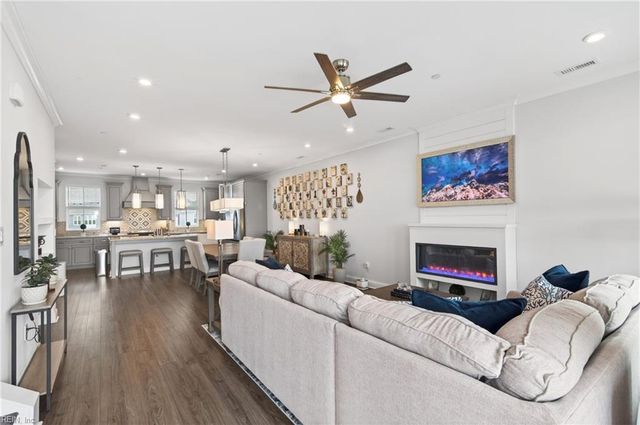 9675 Shore DR, Norfolk, VA 23518